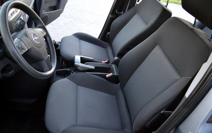 Opel Zafira cena 15890 przebieg: 197000, rok produkcji 2007 z Gostynin małe 742